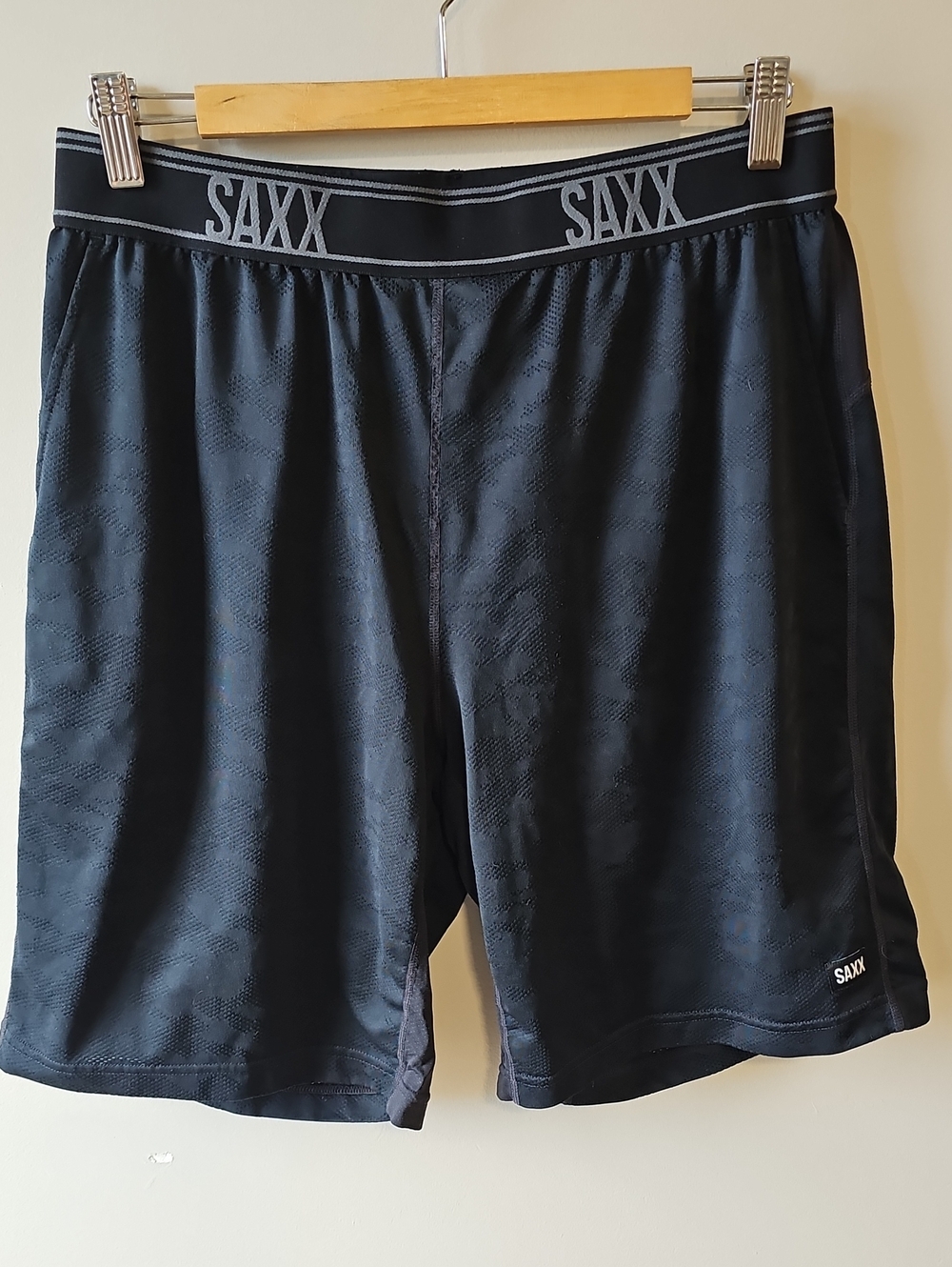 SAXX Medium Legend 2n1 Linered Black Athletic Shorts